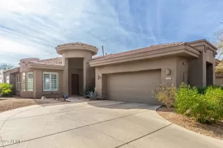 Photo #2: 6806236 Listing 