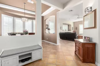 Photo #6: 6806236 Listing 