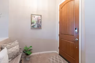 Photo #1: 6806253 Listing