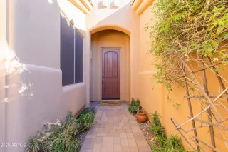 Photo #3: 6806253 Listing