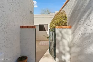 Photo #2: 6806441 Listing