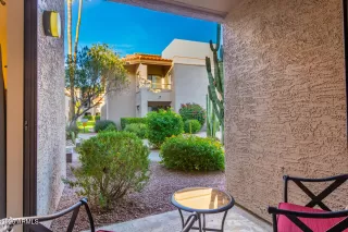 Photo #1: 6806467 Listing 