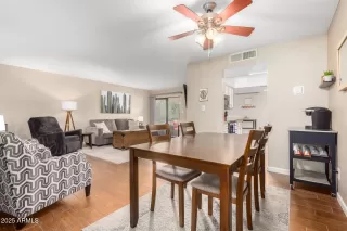 Photo #6: 6806467 Listing 