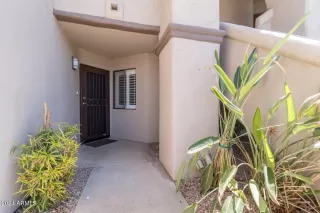 Photo #2: 6806567 Listing 