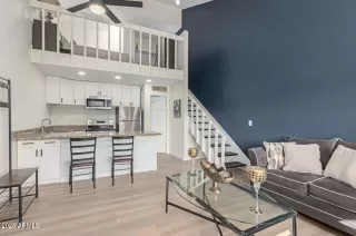 Photo #5: 6806628 Listing