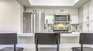 Photo #4: 6806634 Listing 