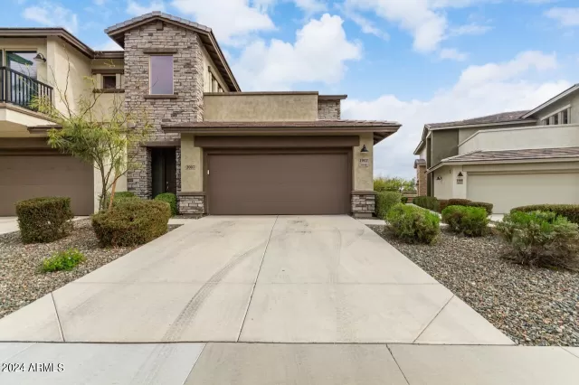 MLS: 6806670 Condo For Sale