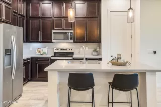 Photo #1: 6806716 Listing