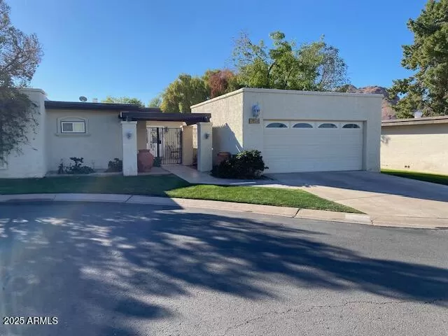 MLS: 6806804 Condo For Sale