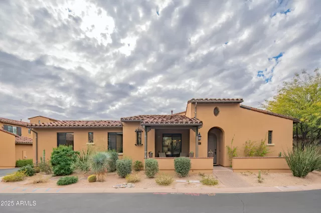 MLS: 6806844 Condo For Sale