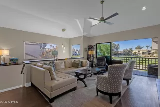 Photo #5: 6807043 Listing 