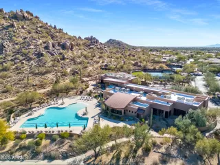 Photo #2: 6807112 Listing 