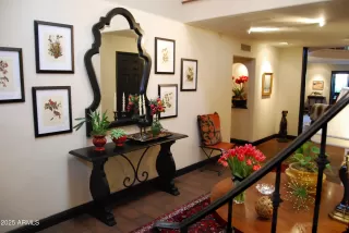 Photo #4: 6807122 Listing