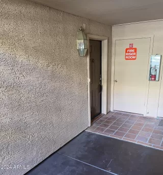 Photo #1: 6807267 Listing 