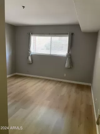 Photo #6: 6807267 Listing 