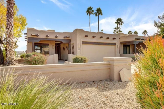 MLS: 6807697 Condo For Sale