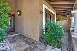Photo #1: 6807730 Listing