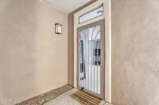 Photo #2: 6807826 Listing