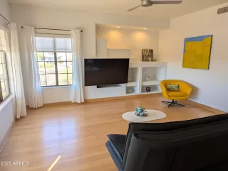 Photo #1: 6807908 Listing