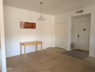 Photo #6: 6807908 Listing