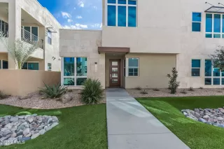 Photo #2: 6808073 Listing 