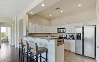 Photo #6: 6808113 Listing 