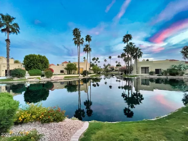 MLS: 6808564 Condo For Sale