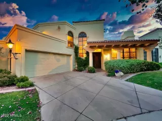 Photo #1: 6808564 Listing 