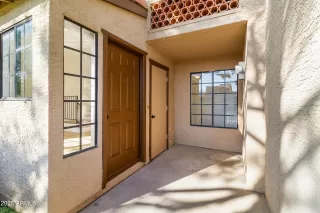 Photo #2: 6808748 Listing 