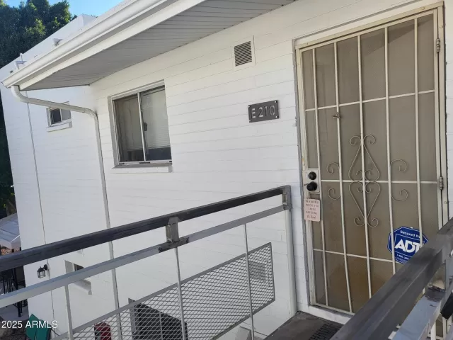 MLS: 6809389 Condo For Sale