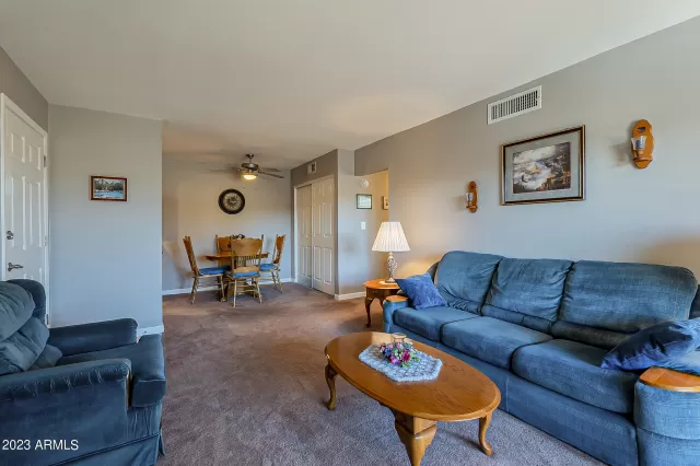 MLS: 6809398 Condo For Sale