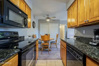 Photo #5: 6809398 Listing