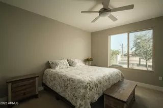 Photo #5: 6809404 Listing