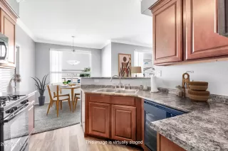 Photo #2: 6809433 Listing