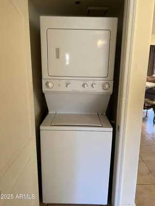 Photo #3: 6809563 Listing
