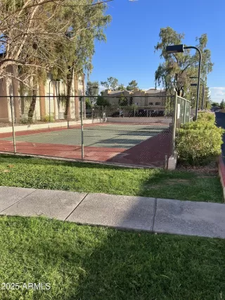Photo #4: 6809563 Listing