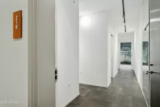 Photo #4: 6809613 Listing