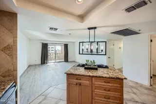 Photo #2: 6809823 Listing 