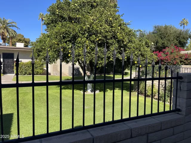 MLS: 6809893 Condo For Sale