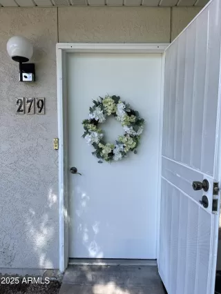 Photo #1: 6809893 Listing 