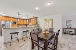 Photo #3: 6809949 Listing