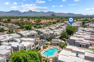 Photo #5: 6810009 Listing 