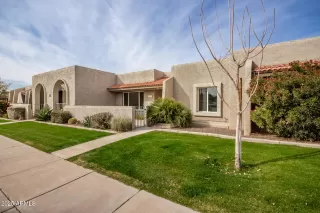 More Details about MLS # 6810196 : 7153 N VIA DE PAESIA