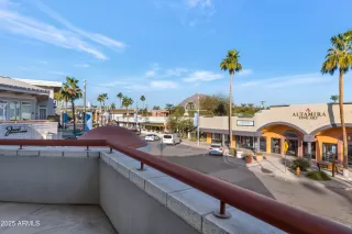 Photo #1: 6810206 Listing