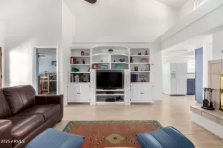 Photo #4: 6810214 Listing