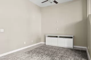 Photo #6: 6810223 Listing