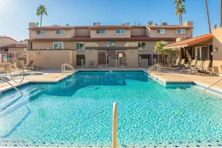 Photo #1: 6810315 Listing