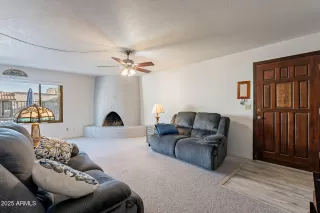 Photo #2: 6810400 Listing 