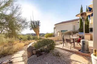 Photo #4: 6810606 Listing