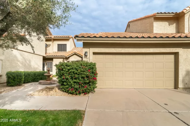 MLS: 6811314 Condo For Sale